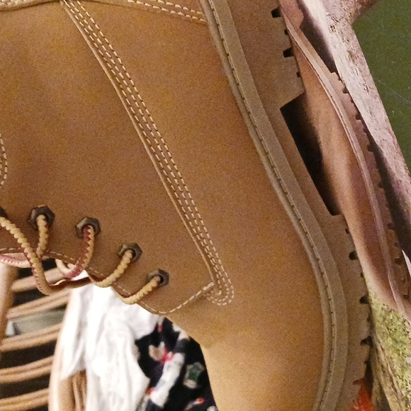 NIB Hiking Boots Men's sz 7, for women too - Picture 6 of 15